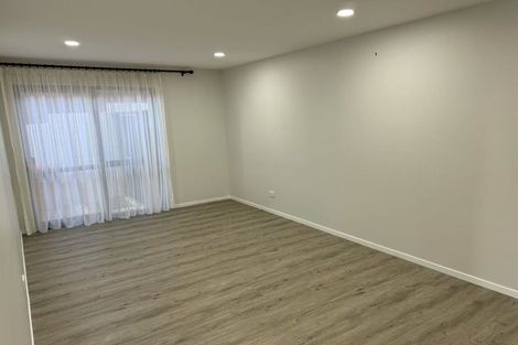 Photo of property in 28 Tawatawa Street, Long Bay, Auckland, 0630