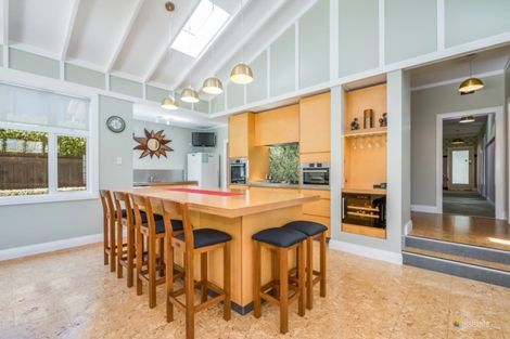 Photo of property in 25 Hinau Street, Woburn, Lower Hutt, 5010