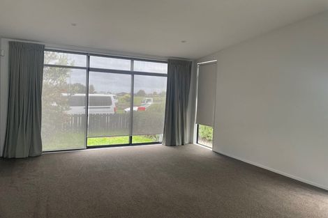 Photo of property in 19 Lieutenant Lane, Papakura, 2110