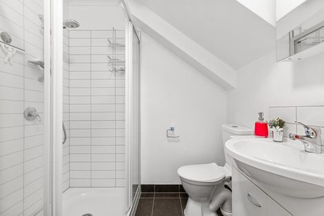 Photo of property in St Claire Village, 10/172 Mcleod Road, Te Atatu South, Auckland, 0610