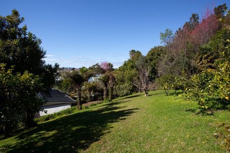 Photo of property in 105 Park Avenue, Whangamata, 3620