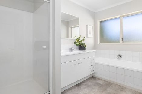 Photo of property in 22 Grande View Terrace, Ohau, Levin, 5570
