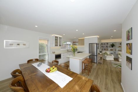 Photo of property in 11 Ludecke Place, Sockburn, Christchurch, 8042