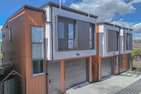 Photo of property in 89c Whitford Road, Botany Downs, Auckland, 2014