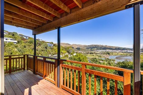 Photo of property in 10 Hobday Lane, Mount Pleasant, Christchurch, 8081
