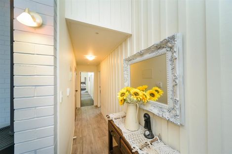 Photo of property in 40 Milne Street, Marton, 4710