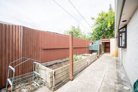 Photo of property in 4 Jarrett Court, Roslyn, Palmerston North, 4414