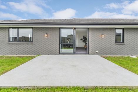 Photo of property in 9 Cedric Place, Darfield, 7510