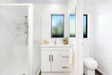 Photo of property in 52a Vivian Street, Burwood, Christchurch, 8083