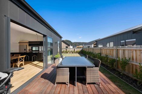 Photo of property in 6 Moonstone Street, Albert Town, Wanaka, 9305