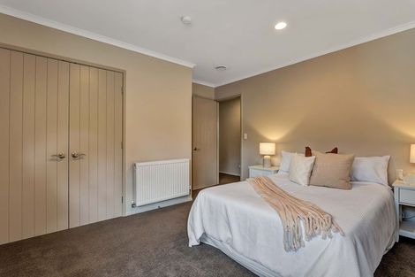 Photo of property in 6c Highfield Place, Highlands Park, New Plymouth, 4312