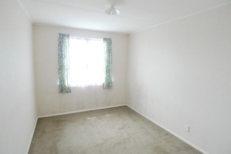 Photo of property in 17 Healy Road, Manurewa, Auckland, 2102