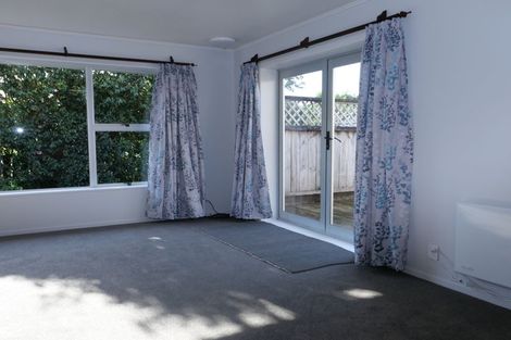 Photo of property in 28 Kapiti Road, Paraparaumu, 5032