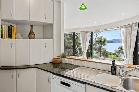 Photo of property in 16 James Clendon Place, Okiato, Russell, 0272