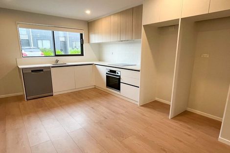 Photo of property in 5 Tukari Lane, Mangere Bridge, Auckland, 2022