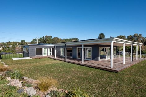 Photo of property in 54 Great Road West, Matipo Heights, Rotorua, 3015