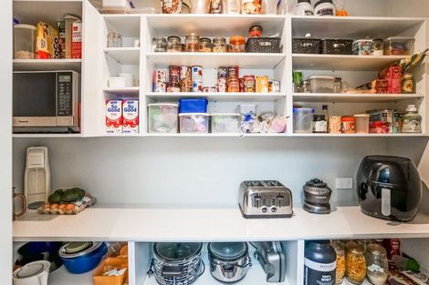 Photo of property in 18 Goldie Drive, Rangiora, 7400