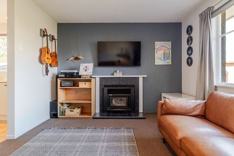 Photo of property in 8 Stoke Place, Awapuni, Palmerston North, 4412