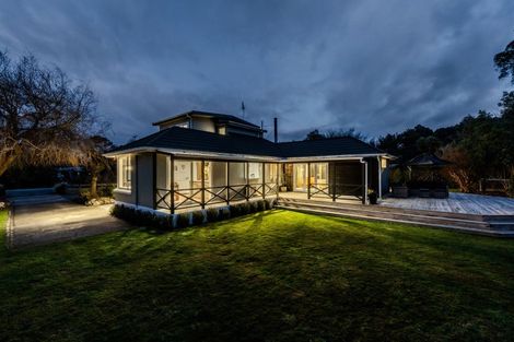 Photo of property in 10 Mahuri Road, Otatara, Invercargill, 9879