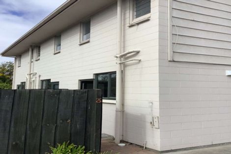 Photo of property in 2/86 Picton Avenue, Riccarton, Christchurch, 8011