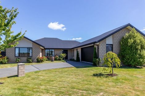 Photo of property in 1 Louis Lane, Rolleston, 7614