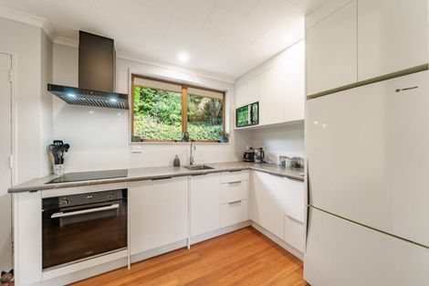 Photo of property in 14b Forest Road, Pinehaven, Upper Hutt, 5019