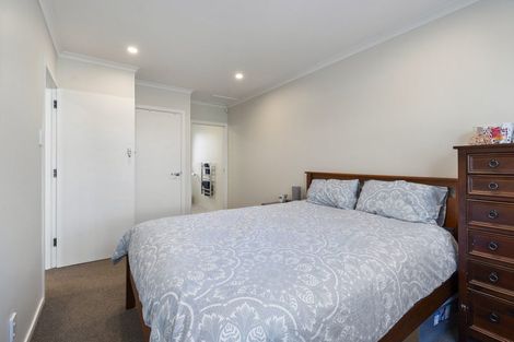 Photo of property in 43 Hereford Street, West End, Palmerston North, 4410