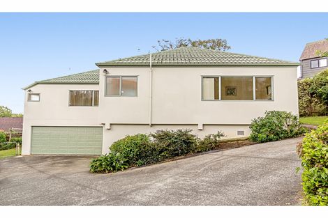 Photo of property in 115 Arran Road, Browns Bay, Auckland, 0630