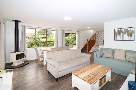 Photo of property in 10 Kereru Place, Masterton, 5810