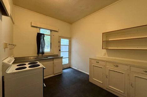 Photo of property in 142 Aro Street, Aro Valley, Wellington, 6021