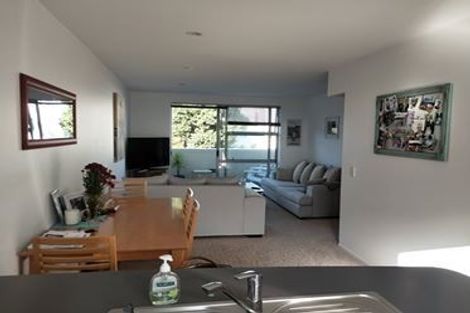 Photo of property in 9/3 Riverside Road, Orewa, 0931