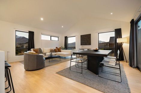 Photo of property in 4 Polperro Court, Jacks Point, Queenstown, 9371
