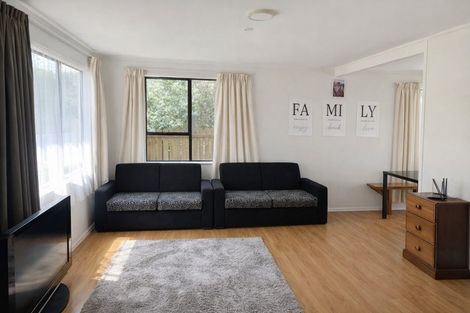 Photo of property in 5 Tamworth Close, Manurewa, Auckland, 2102