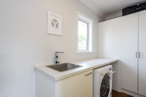 Photo of property in 19 Hannan Street, Levin, 5510