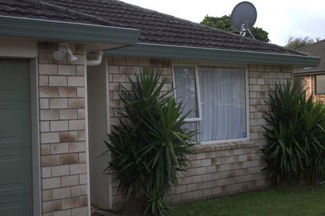 Photo of property in 25 Marblewood Grove, Pukekohe, 2120