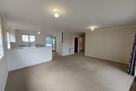 Photo of property in 36 Cumberland Street, Merrilands, New Plymouth, 4312