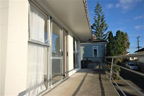Photo of property in 19a/8 Verbena Road, Birkdale, Auckland, 0626