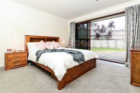 Photo of property in 1 Farleigh Close, Huntington, Hamilton, 3210