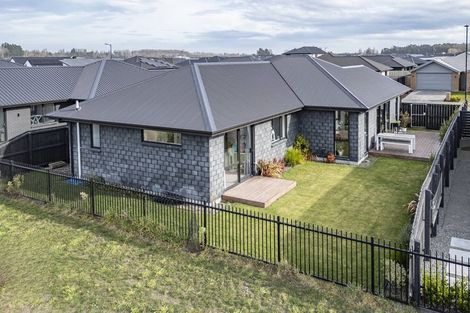 Photo of property in 41 Selfe Crescent, Burwood, Christchurch, 8083