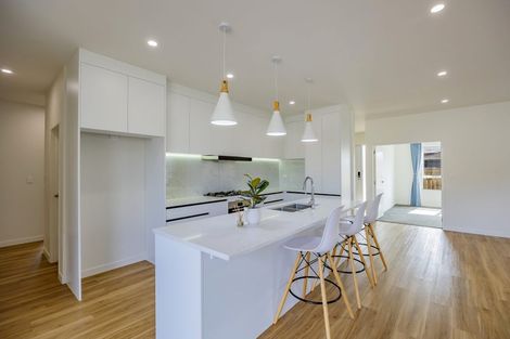 Photo of property in 12 Moemoea Avenue, Kumeu, 0810