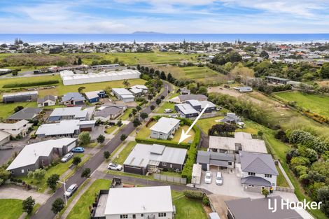 Photo of property in 19 Ocean Breeze Drive, Waihi Beach, 3611