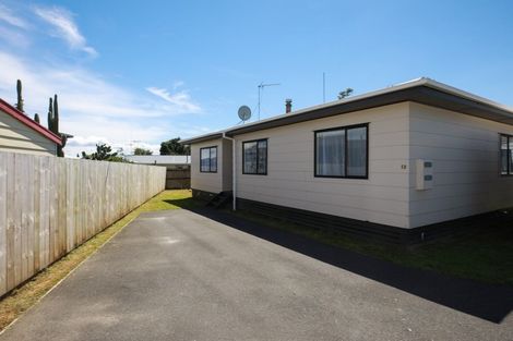 Photo of property in 5d Pollen Crescent, Melville, Hamilton, 3206