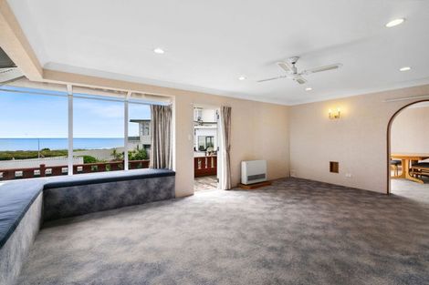 Photo of property in 5 Nobs Line, Strandon, New Plymouth, 4312
