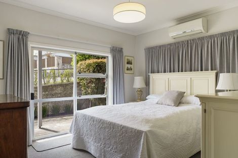 Photo of property in 25 Simla Terrace, Hospital Hill, Napier, 4110