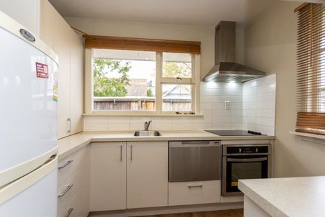 Photo of property in 2/11 Puriri Street, Riccarton, Christchurch, 8041