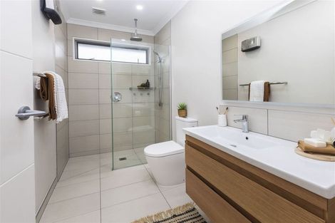 Photo of property in 7 Millpond Place, Parklands, Christchurch, 8083