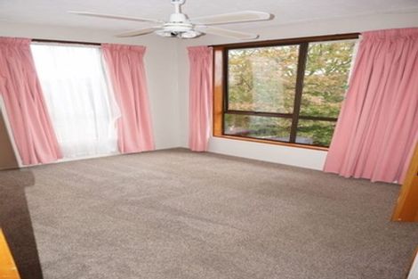 Photo of property in 66 Greendale Avenue, Avonhead, Christchurch, 8042