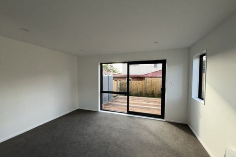 Photo of property in 43 Raupeti Lane, Henderson, 0612