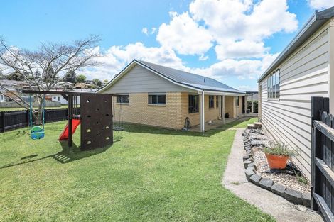Photo of property in 1 Rimu Avenue, Huntly, 3700