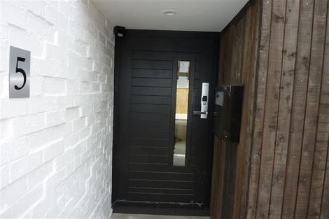 Photo of property in 162u6 Massey Street, Frankton, Hamilton, 3204